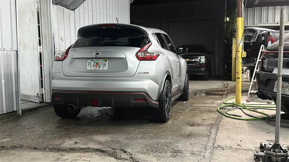 2017 Nissan Juke - Image 7 of 10