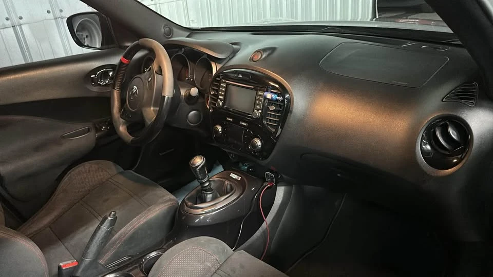 2017 Nissan Juke - Image 6 of 10