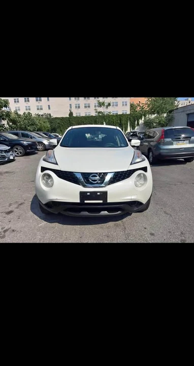 2017 Nissan Juke - Image 2 of 9