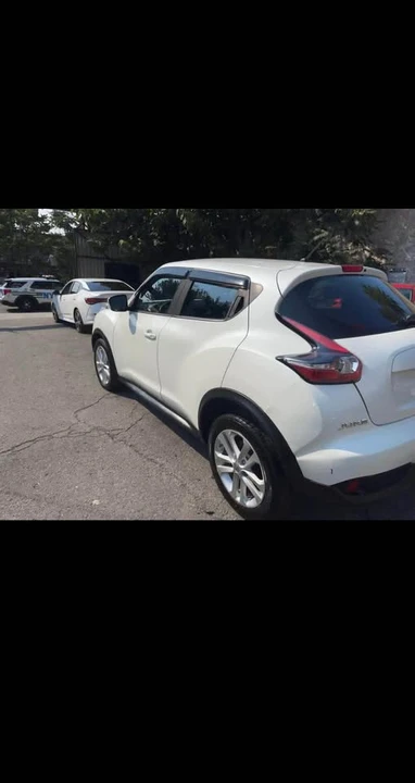 2017 Nissan Juke - Image 4 of 9