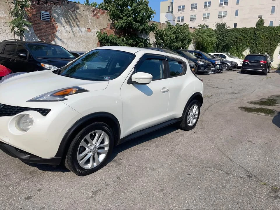 2017 Nissan Juke - Image 2 of 9