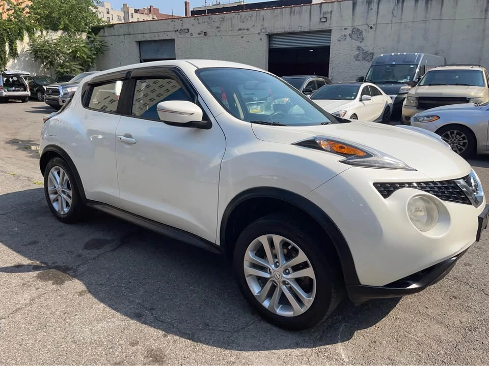 2017 Nissan Juke - Image 4 of 9