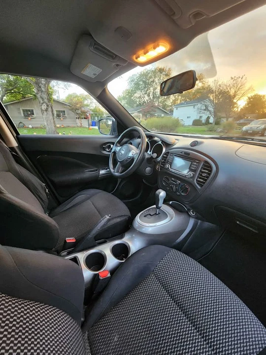 2017 Nissan Juke - Image 12 of 17