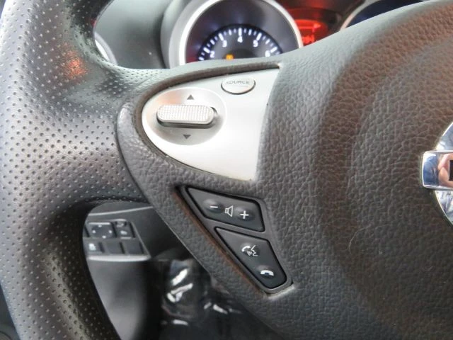 2017 Nissan Juke - Image 16 of 21