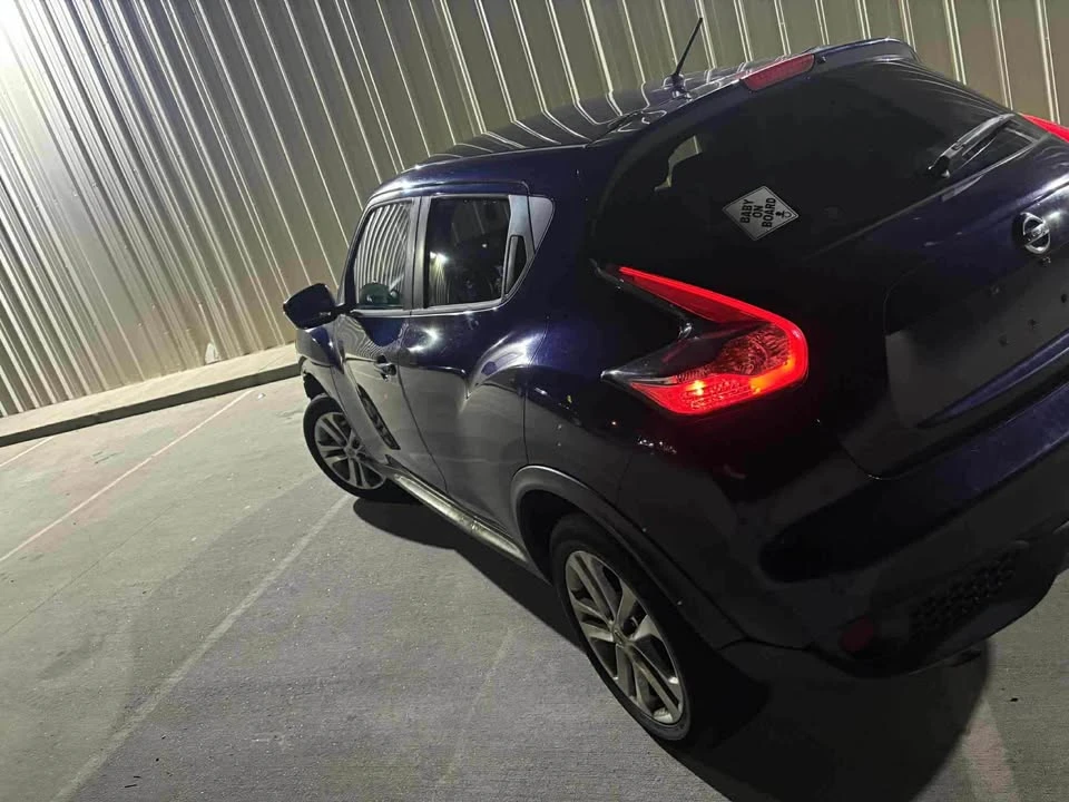 2017 Nissan Juke - Image 2 of 8