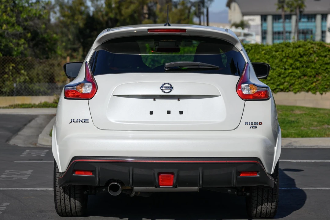 2017 Nissan Juke - Image 5 of 31