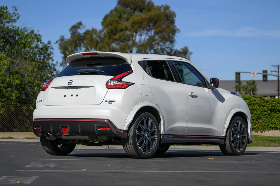2017 Nissan Juke - Image 18 of 31