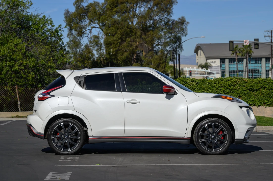 2017 Nissan Juke - Image 19 of 31