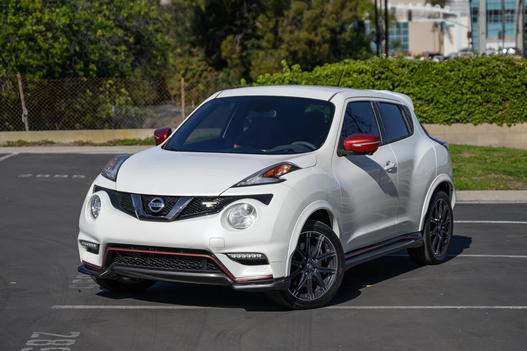 2017 Nissan Juke - Image 12 of 31