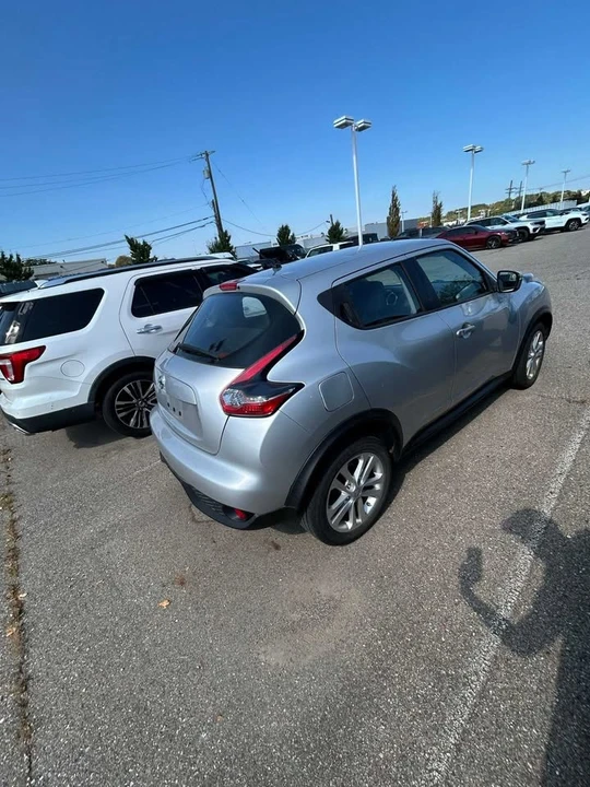 2017 Nissan Juke - Image 11 of 18