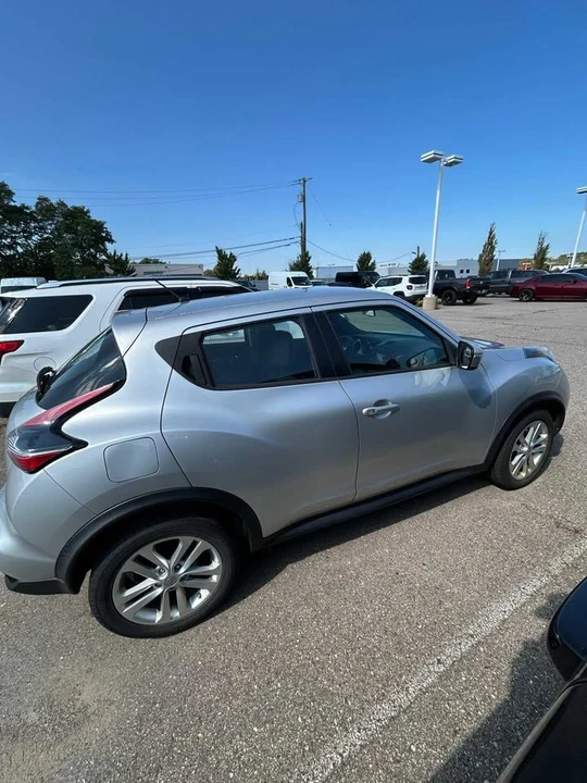 2017 Nissan Juke - Image 8 of 18