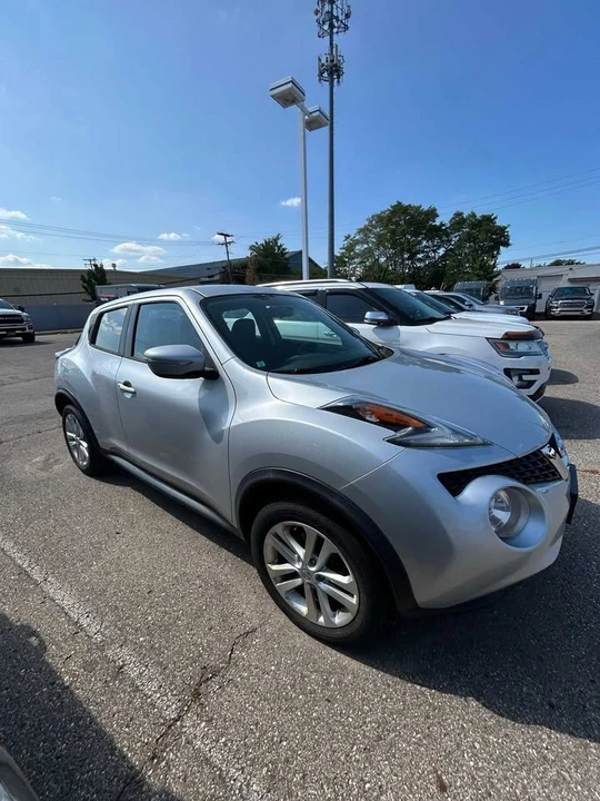 2017 Nissan Juke - Image 10 of 18