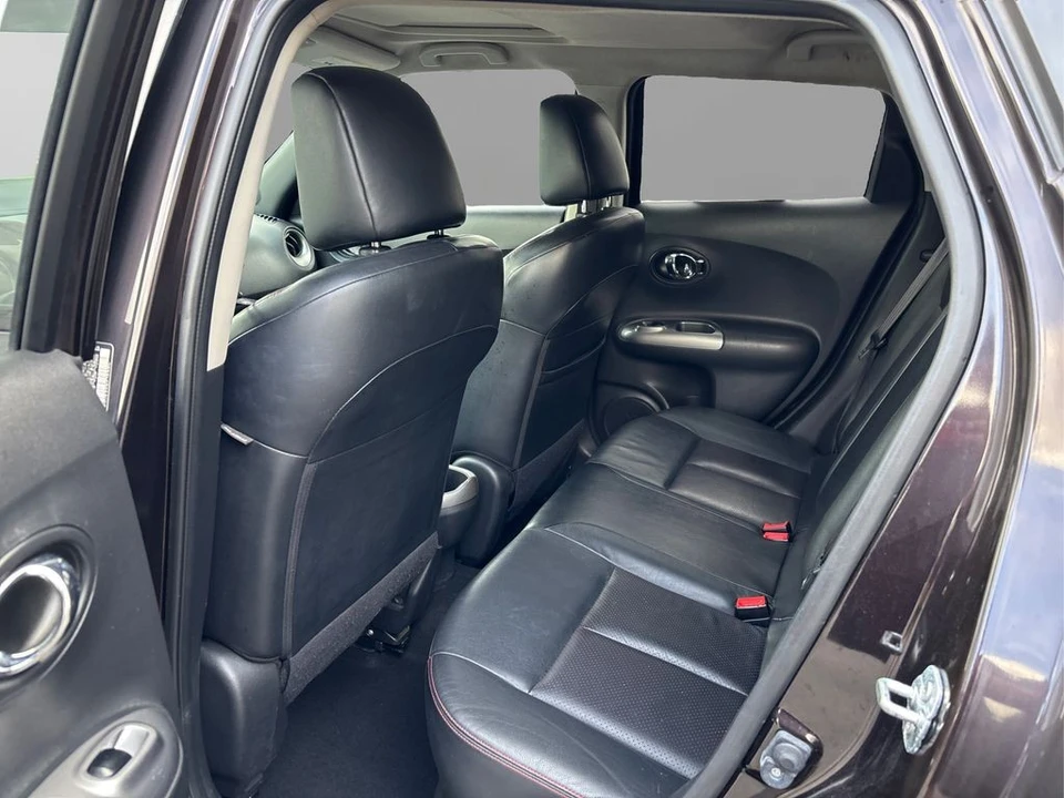 2017 Nissan Juke - Image 10 of 12