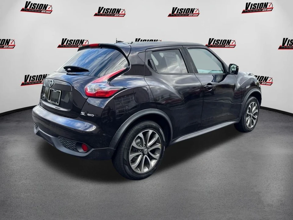 2017 Nissan Juke - Image 5 of 12