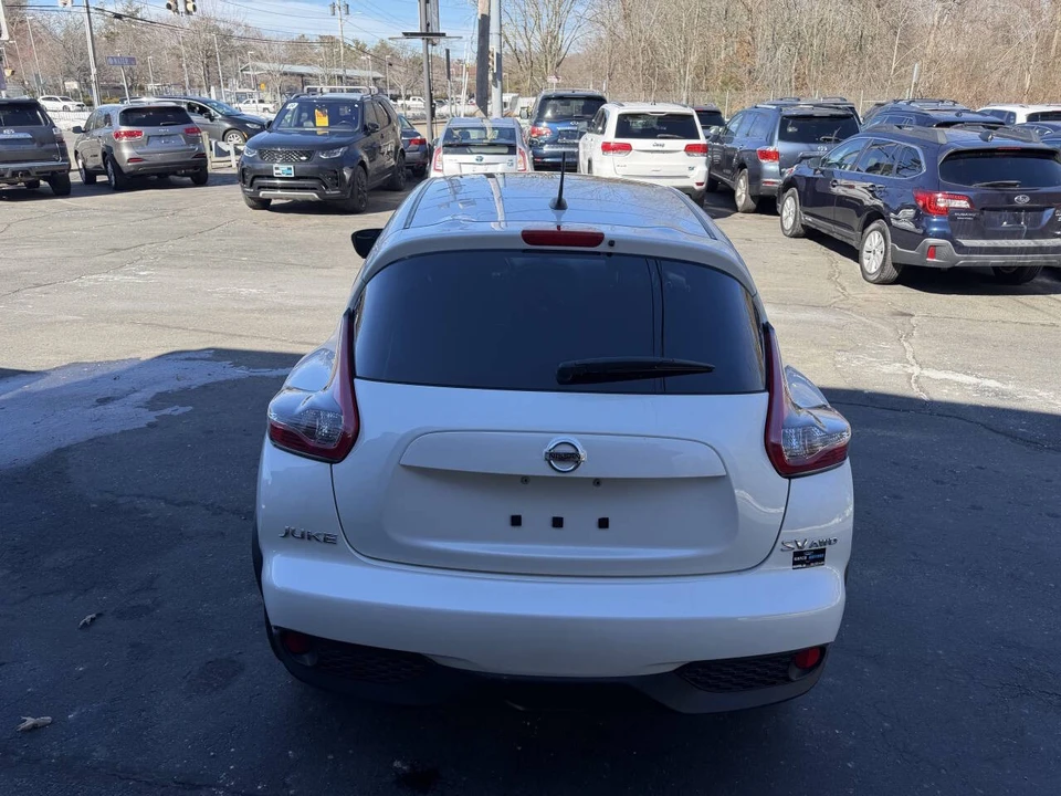 2017 Nissan Juke - Image 8 of 21