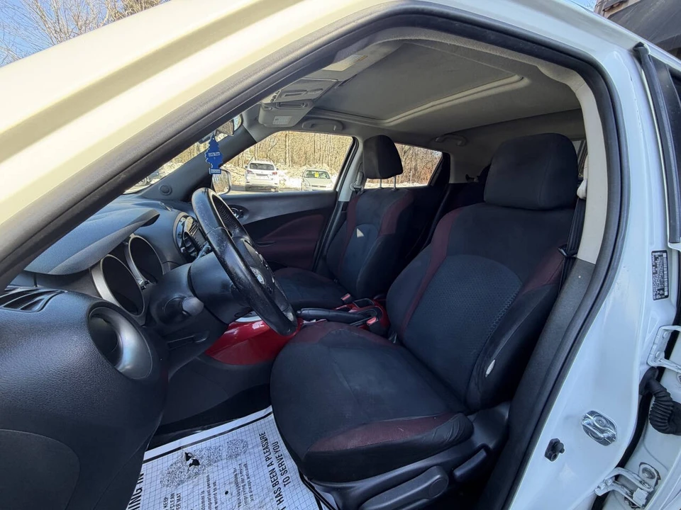 2017 Nissan Juke - Image 12 of 21