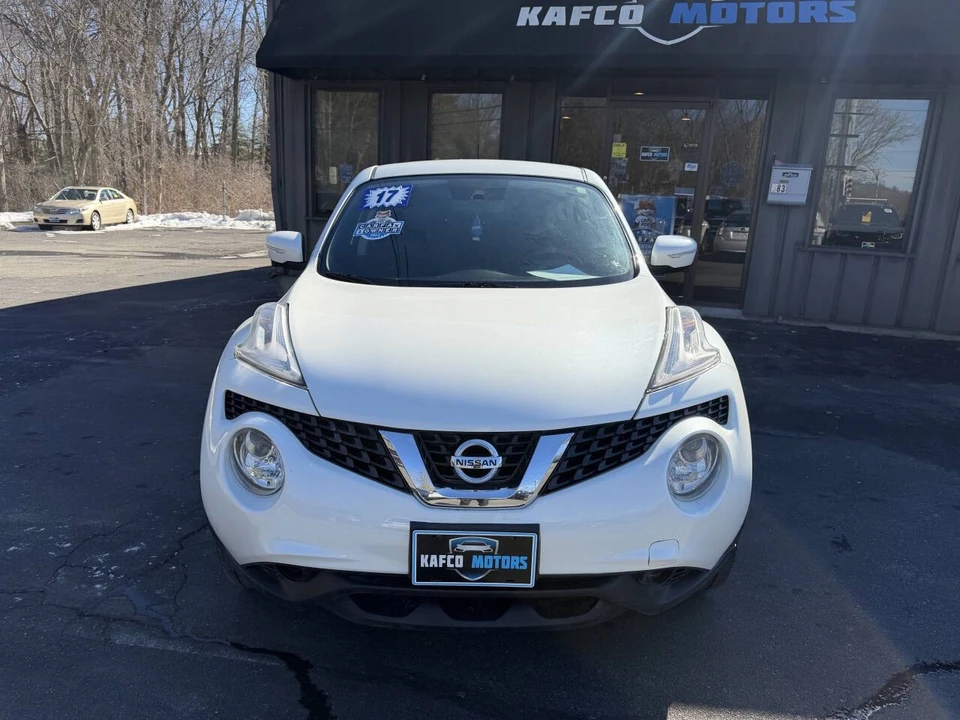 2017 Nissan Juke - Image 2 of 21