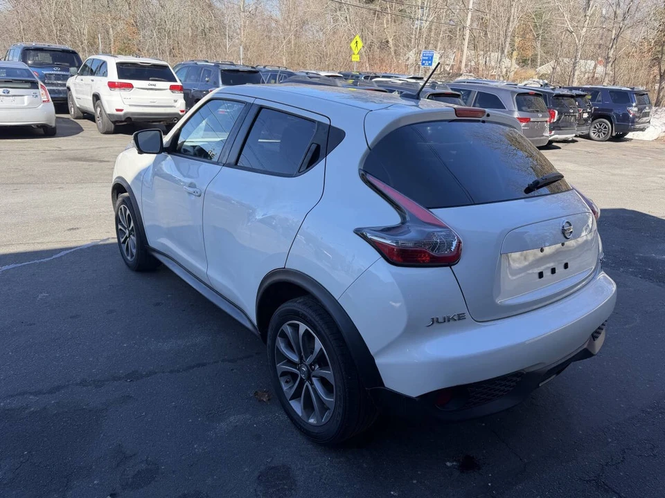 2017 Nissan Juke - Image 5 of 21