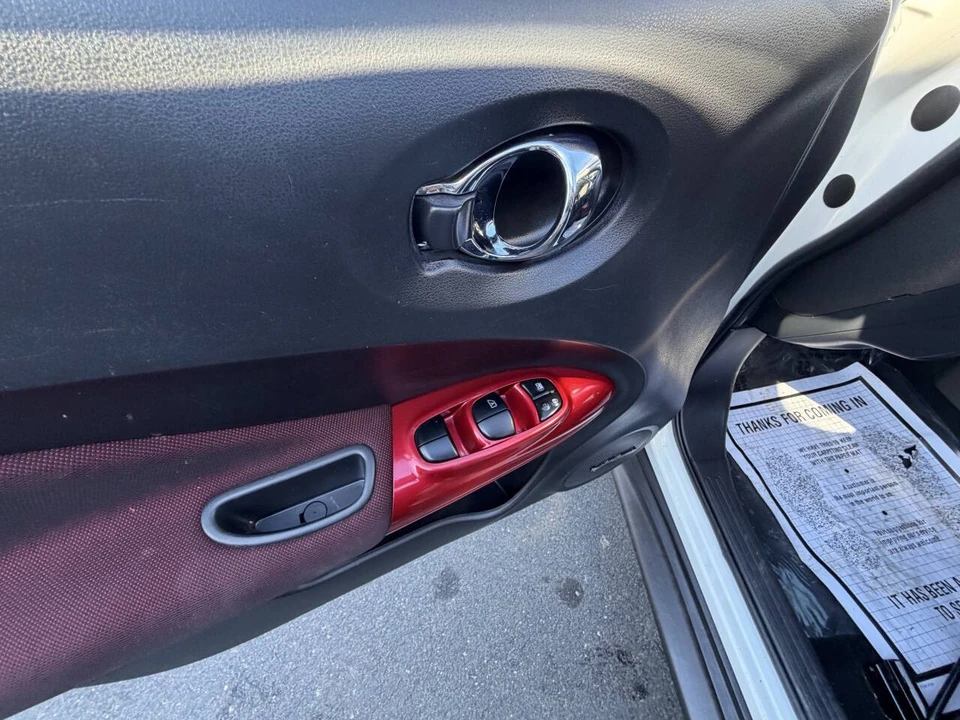 2017 Nissan Juke - Image 15 of 21