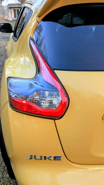 2017 Nissan Juke - Image 16 of 21