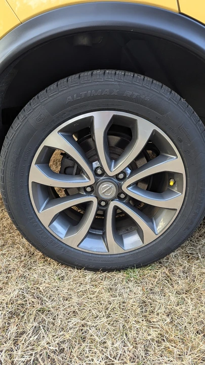 2017 Nissan Juke - Image 18 of 21