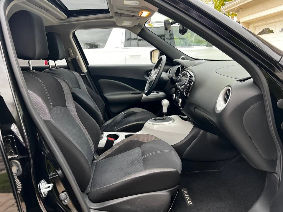 2017 Nissan Juke - Image 10 of 19