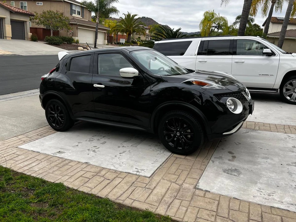 2017 Nissan Juke - Image 3 of 19