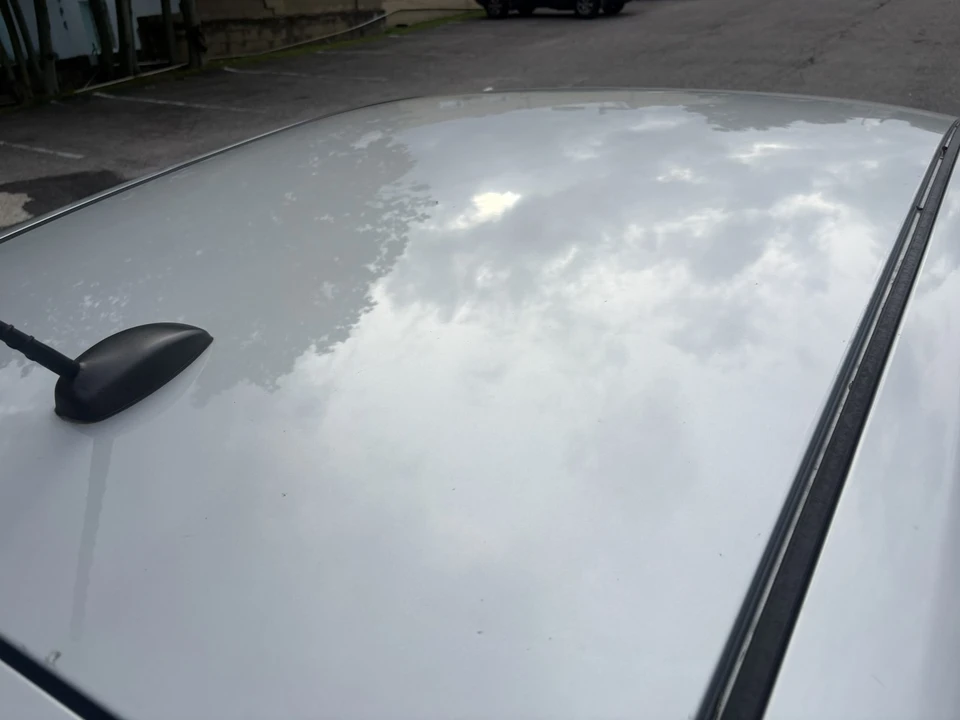2017 Nissan Leaf - Image 13 of 21