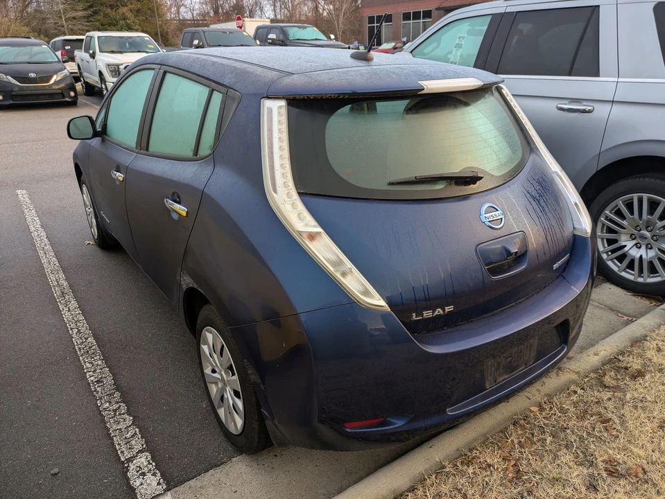 2017 Nissan Leaf - Image 4 of 4