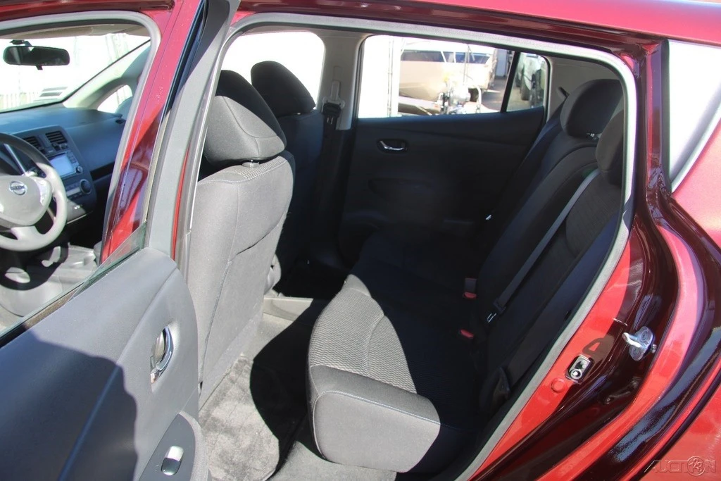 2017 Nissan Leaf - Image 21 of 21