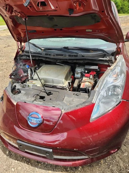 2017 Nissan Leaf - Image 3 of 9