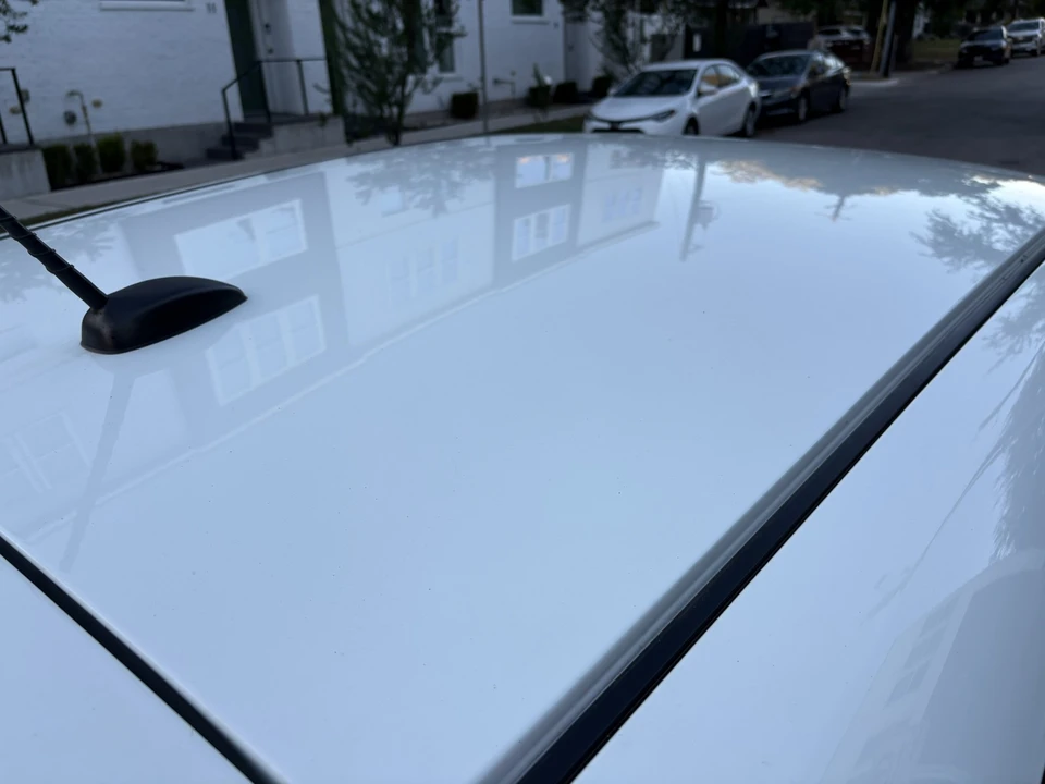 2017 Nissan Leaf - Image 13 of 21
