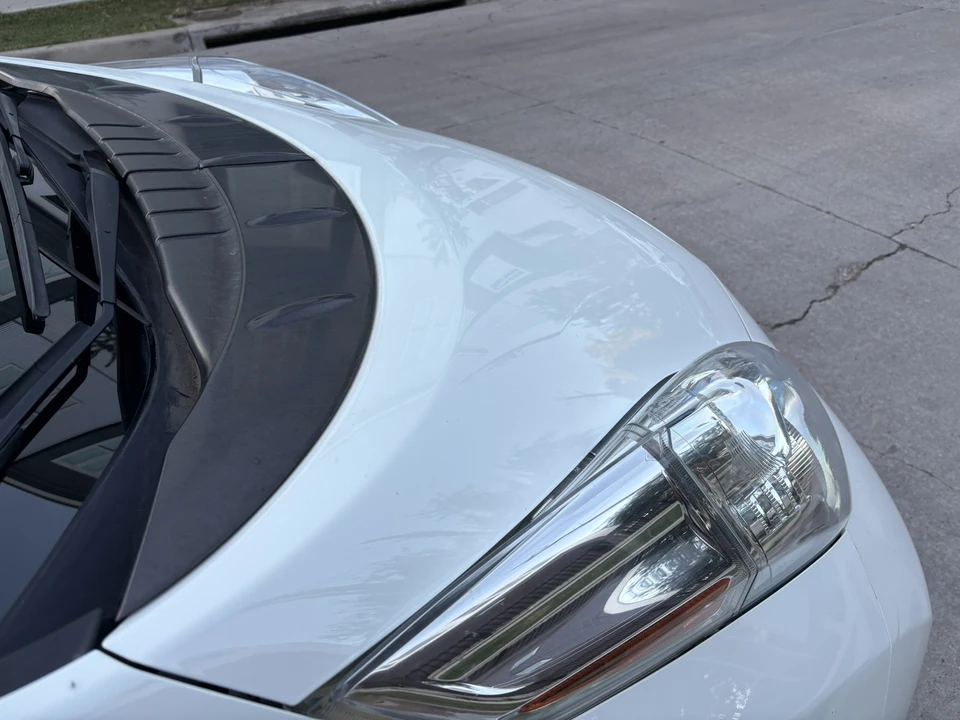 2017 Nissan Leaf - Image 12 of 21