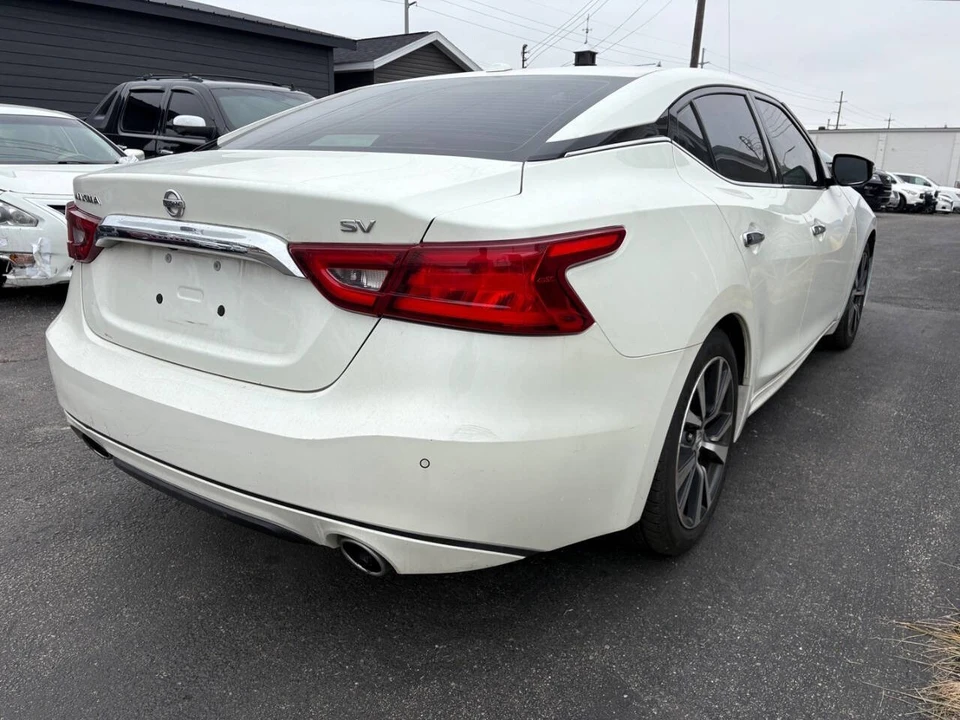 2017 Nissan Maxima 8th Gen - Image 4 of 11