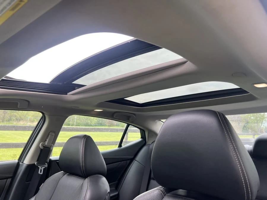 2017 Nissan Maxima 8th Gen - Image 15 of 18