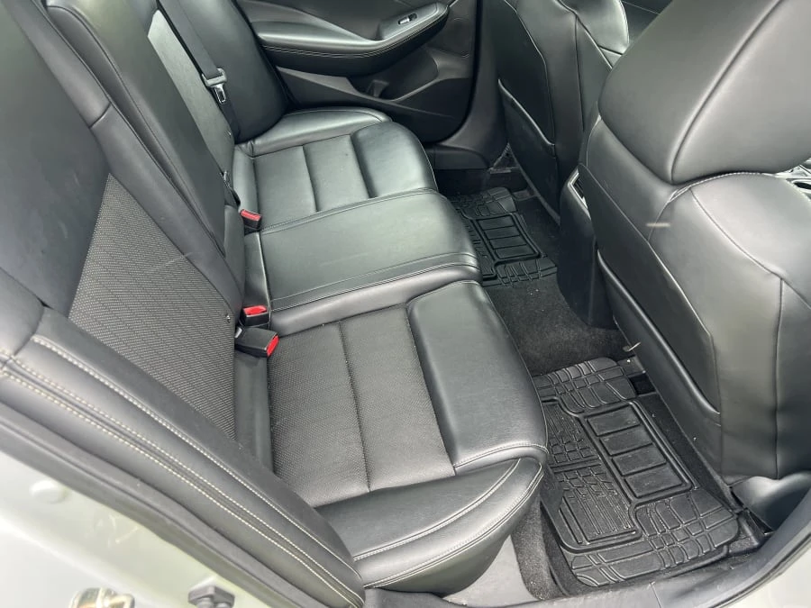 2017 Nissan Maxima 8th Gen - Image 13 of 18