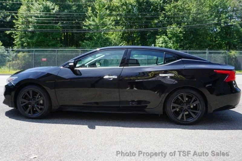 2017 Nissan Maxima 8th Gen - Image 4 of 12