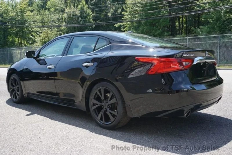 2017 Nissan Maxima 8th Gen - Image 5 of 12