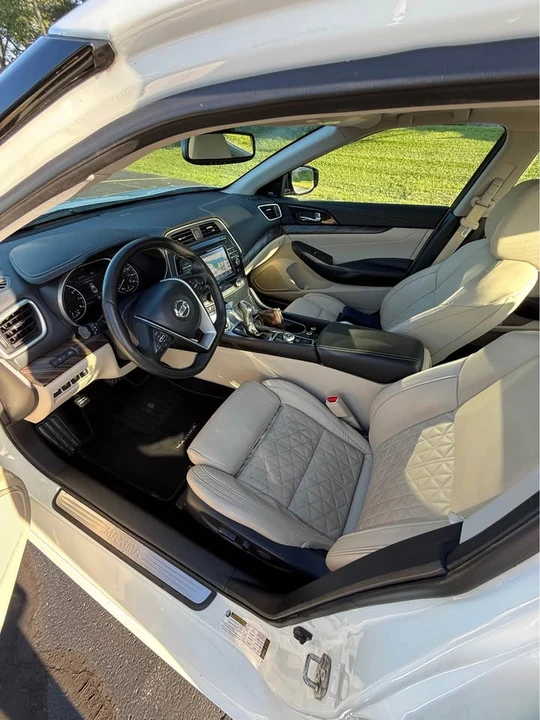 2017 Nissan Maxima 8th Gen - Image 10 of 14