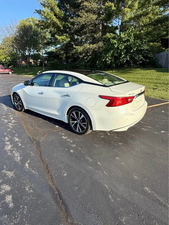 2017 Nissan Maxima 8th Gen - Image 3 of 14