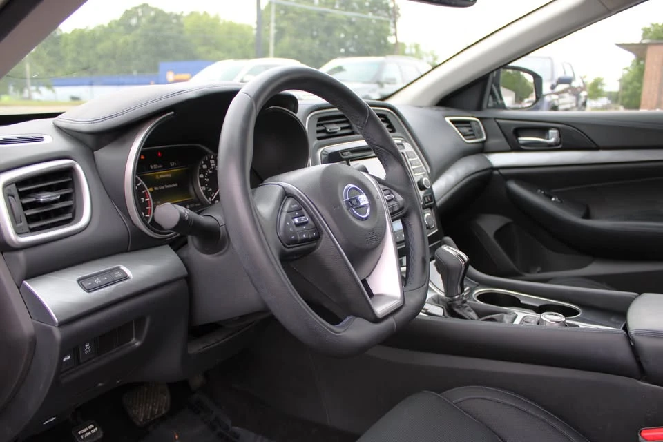 2017 Nissan Maxima 8th Gen - Image 14 of 18
