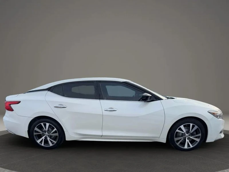 2017 Nissan Maxima 8th Gen - Image 4 of 12