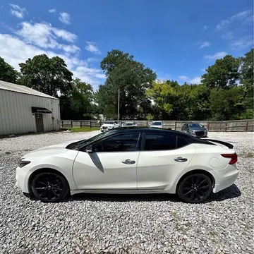 2017 Nissan Maxima SR