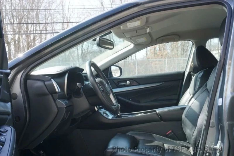 2017 Nissan Maxima 8th Gen - Image 10 of 12