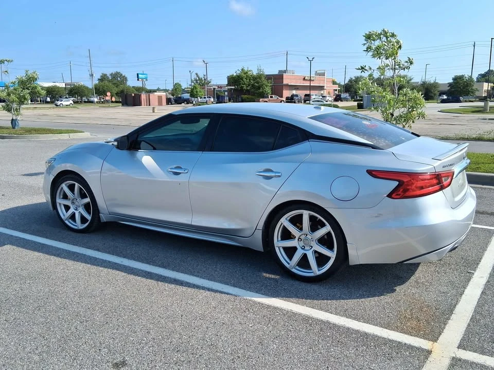 2017 Nissan Maxima 8th Gen - Image 8 of 13