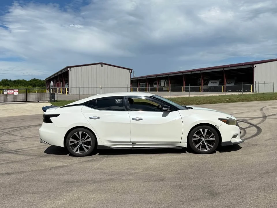 2017 Nissan Maxima 8th Gen - Image 5 of 21