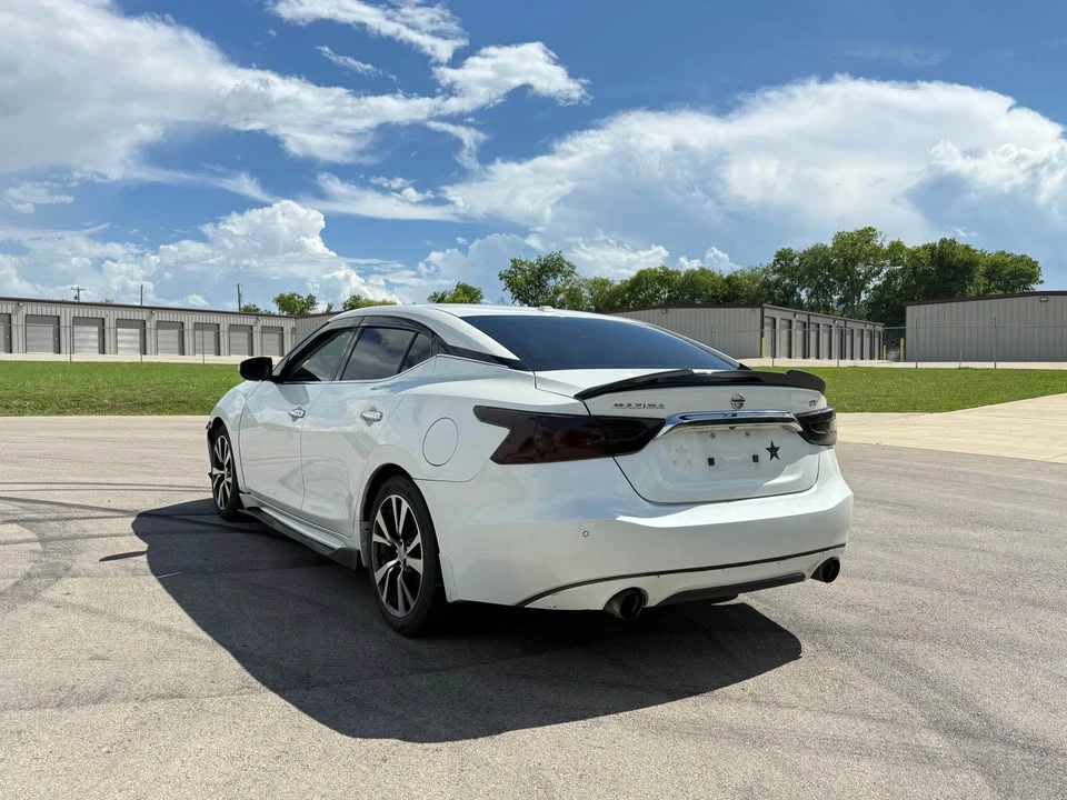 2017 Nissan Maxima 8th Gen - Image 19 of 21