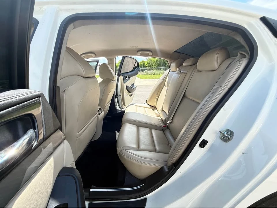 2017 Nissan Maxima 8th Gen - Image 9 of 21