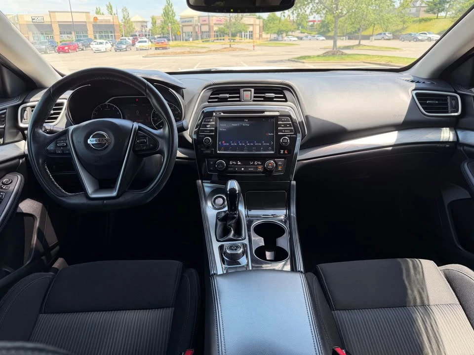 2017 Nissan Maxima 8th Gen - Image 14 of 15