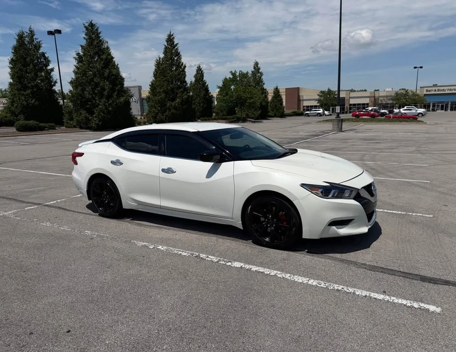 2017 Nissan Maxima 8th Gen - Image 5 of 15